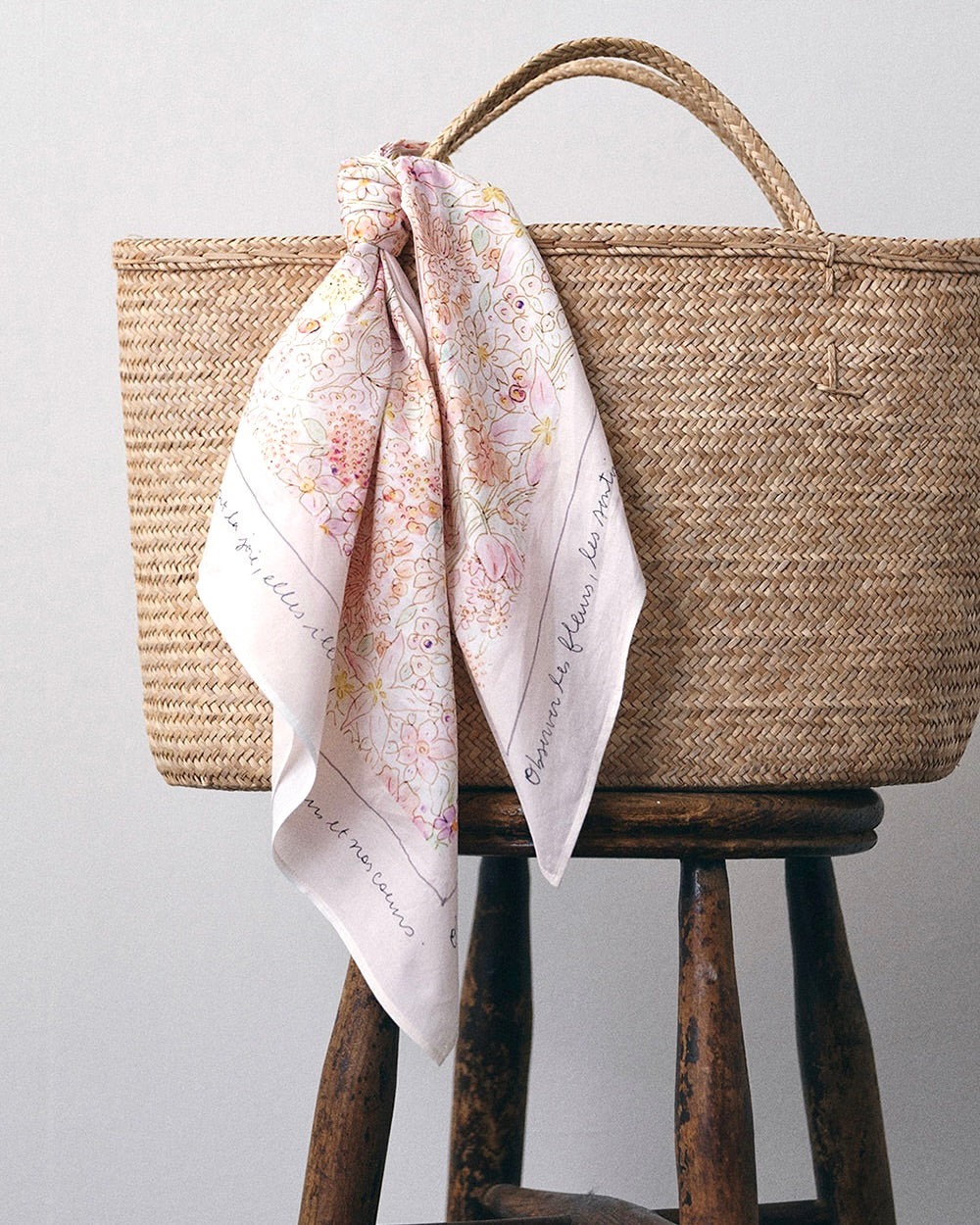 Scarf-Isabelle Boinot: Joy in Bloom: Pink