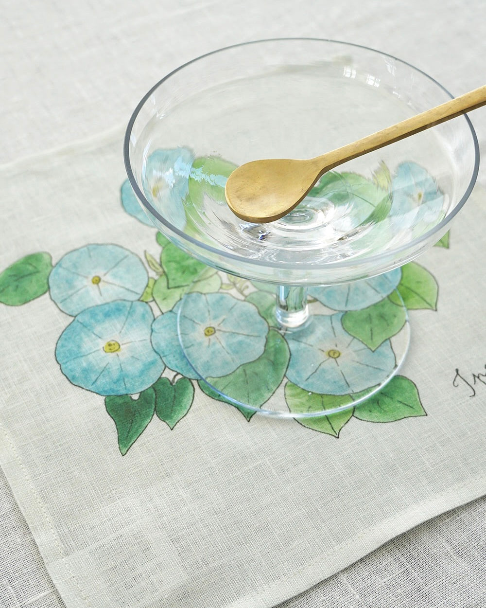 Handkerchief-Isabelle Boinot: Morning Glory