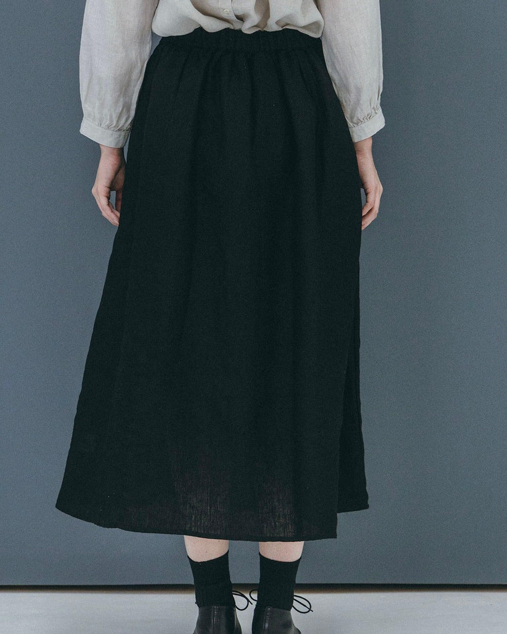 Beth Skirt: Black