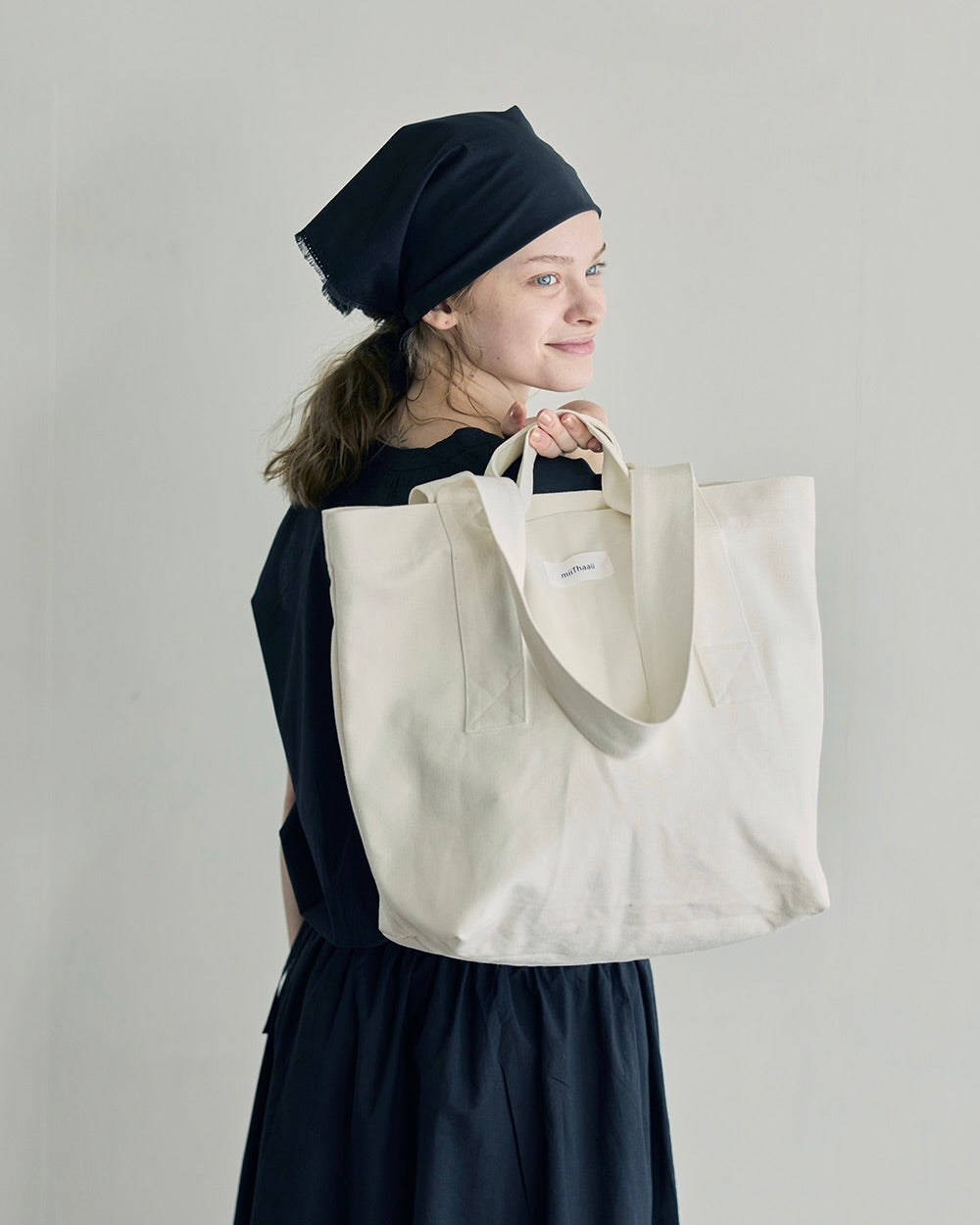 Tokri Bag: Off White