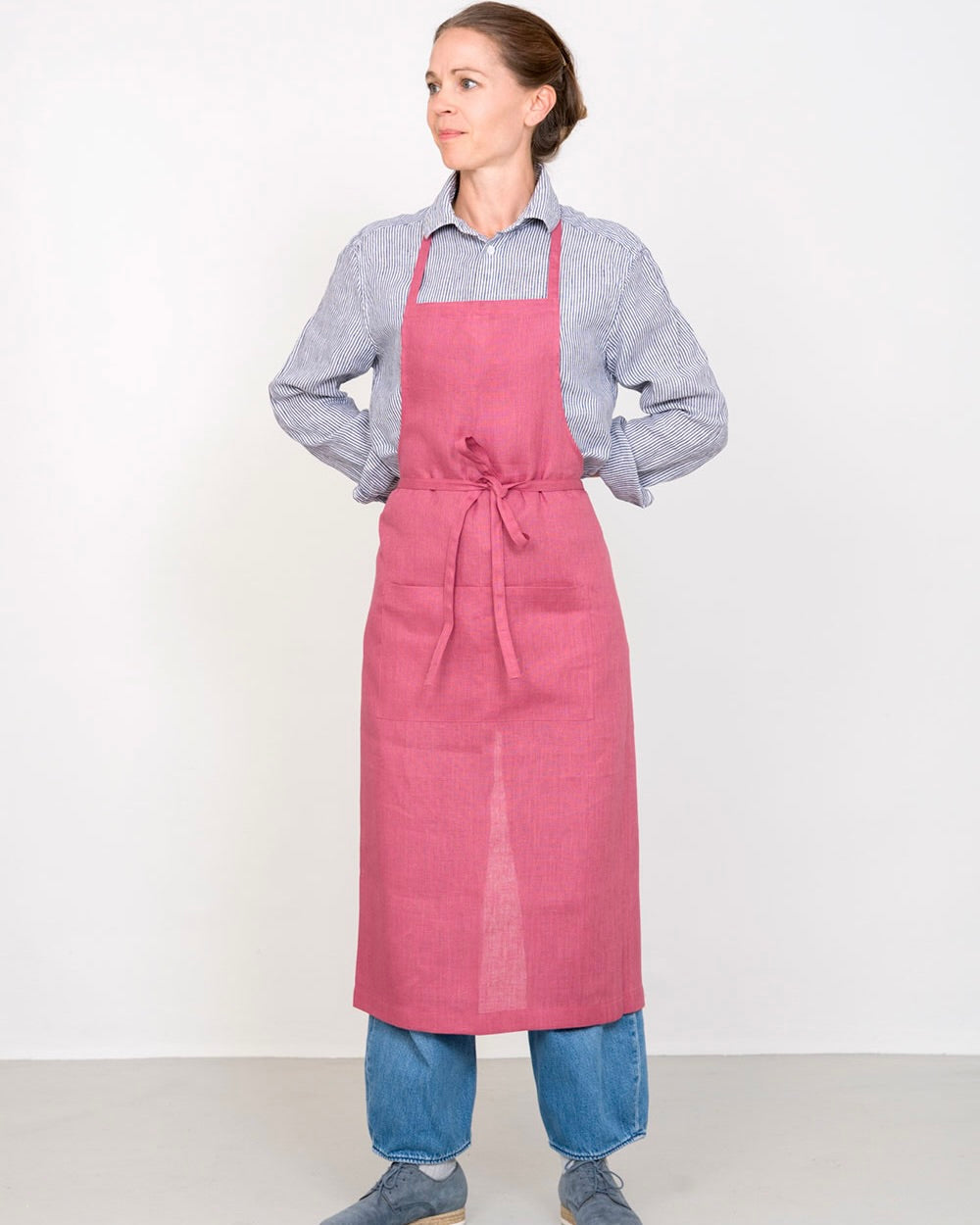Full Apron: Camellia