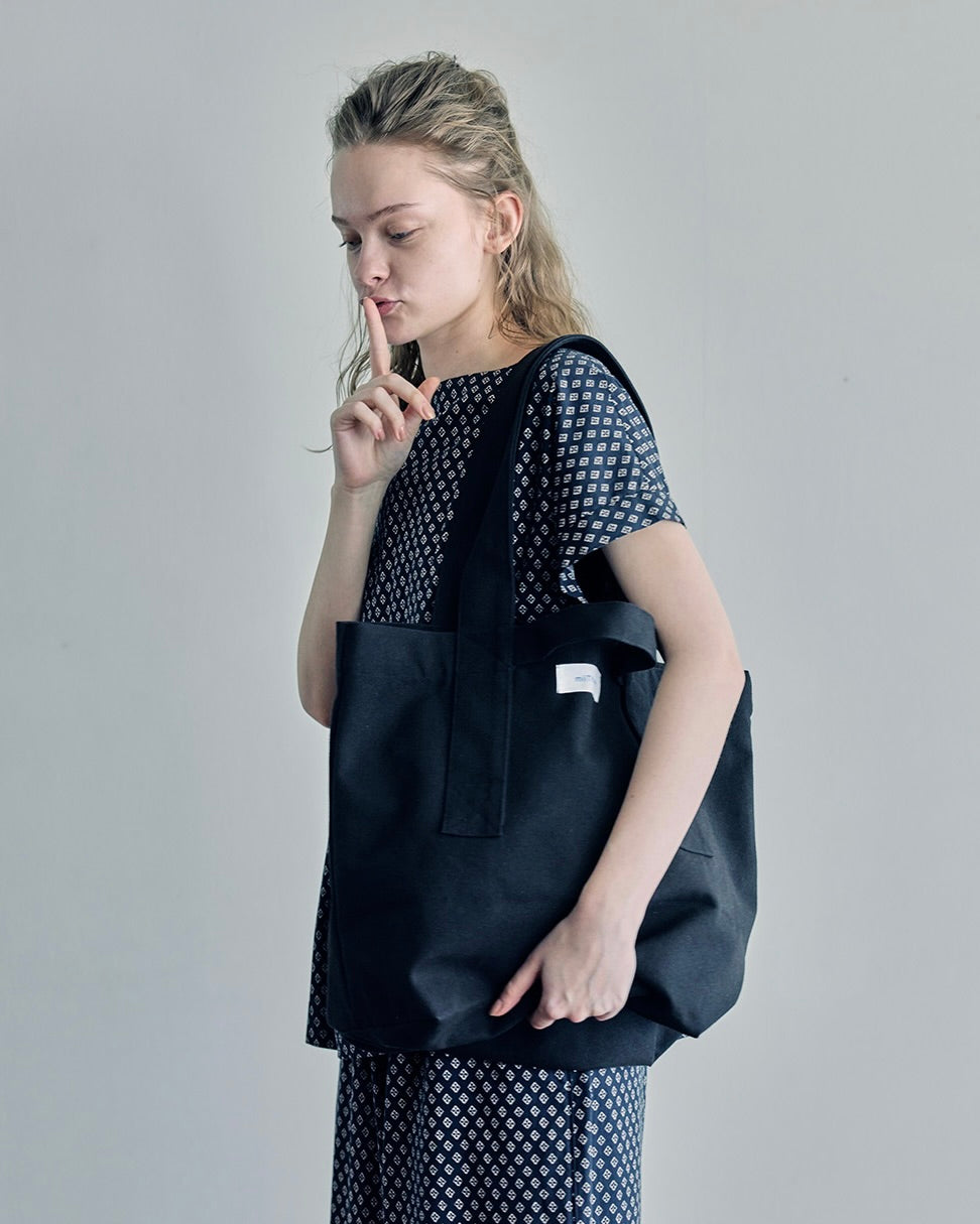 Tokri Bag: Black