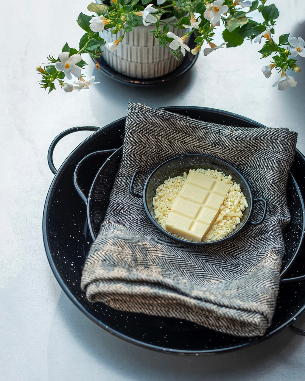 Thick Linen Kitchen Cloth: Chocolate Herringbone
