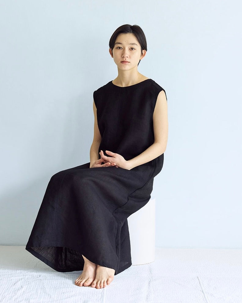 Daniel Dress: Black