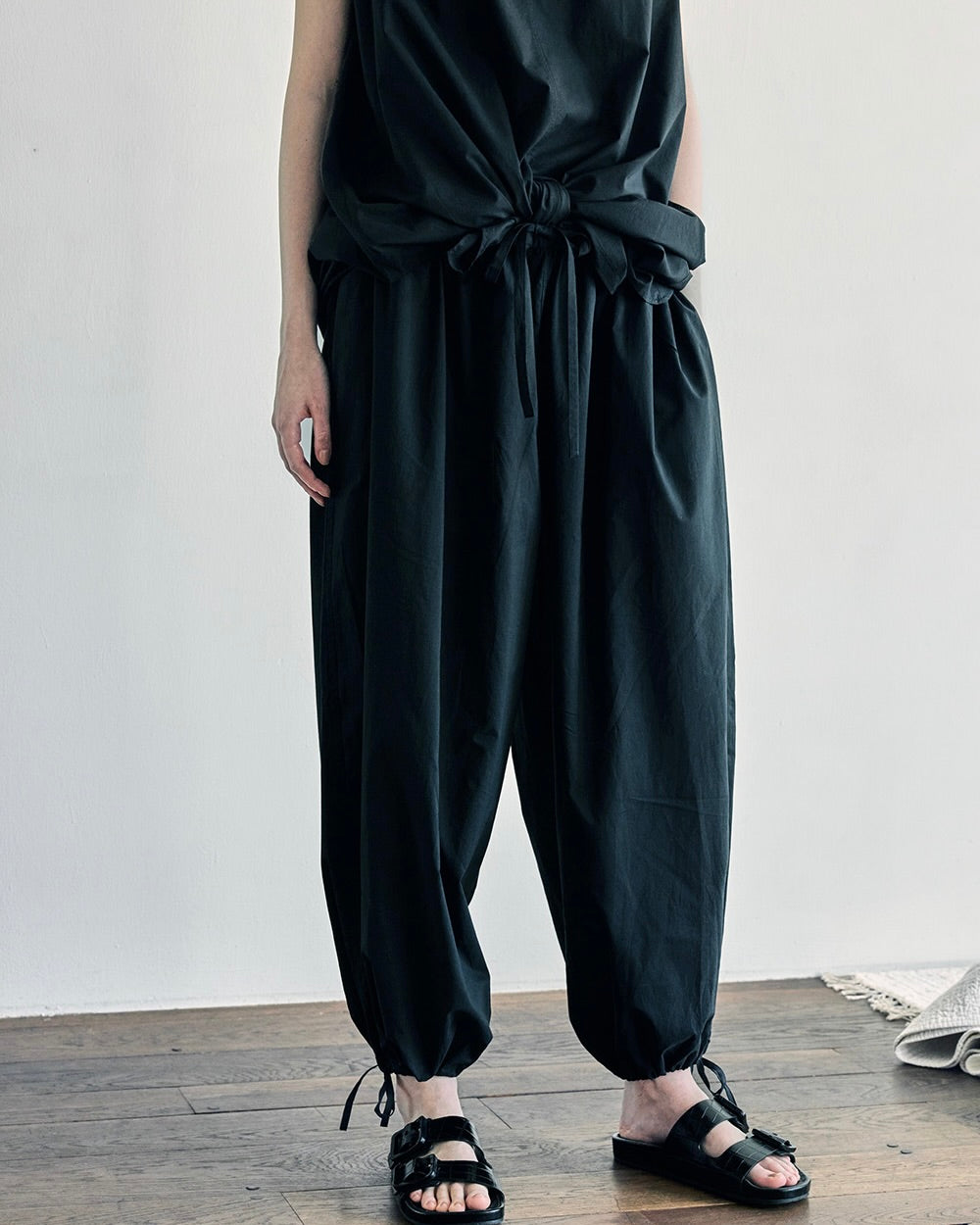 Terri Pant: Dark Navy
