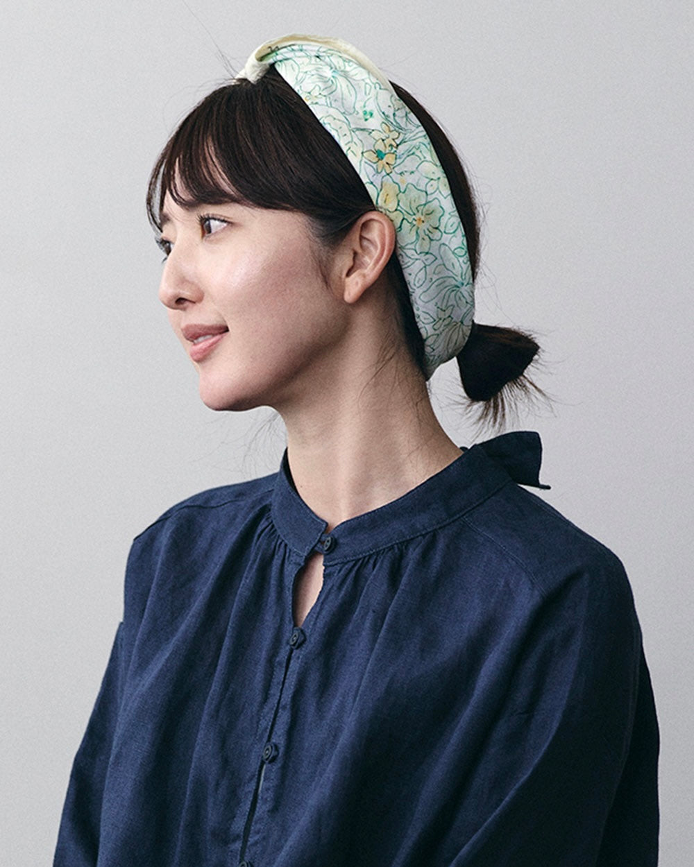 Scarf-Isabelle Boinot: Joy in Bloom: Yellow