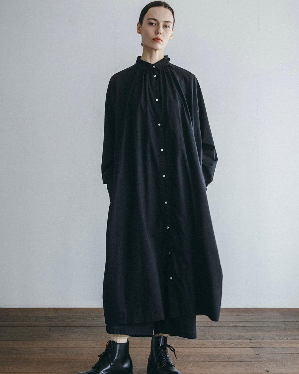 Lipi Dress: Black