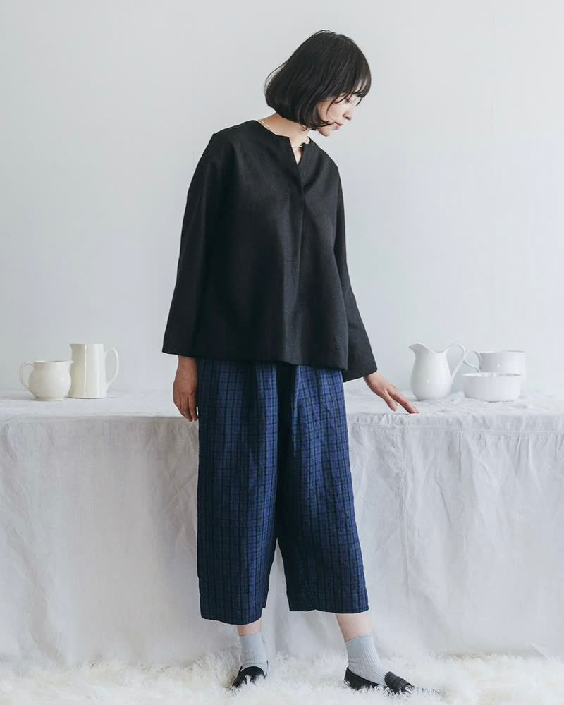 Ami Top: Wool Linen Black