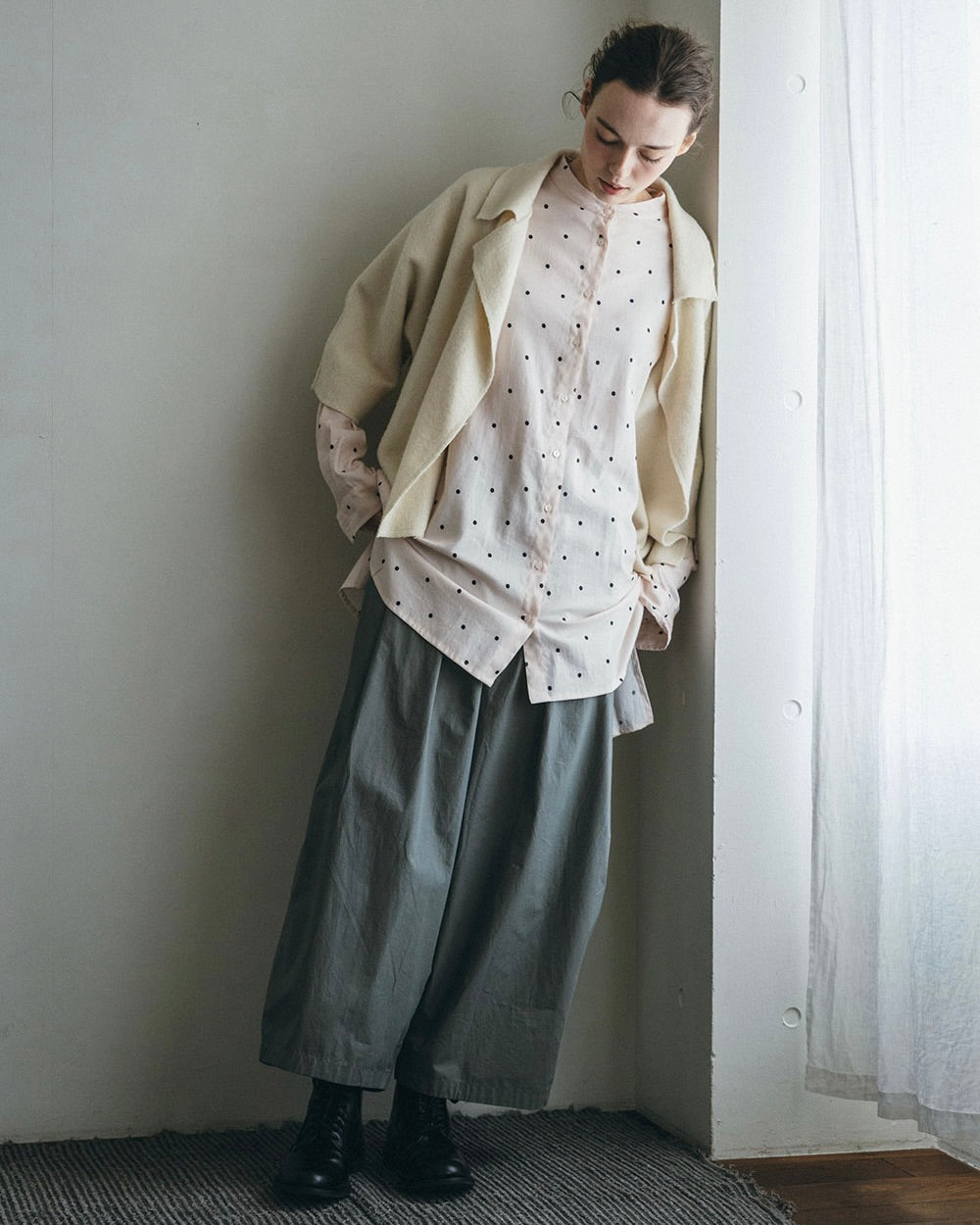 Mahabu Pant: Grey