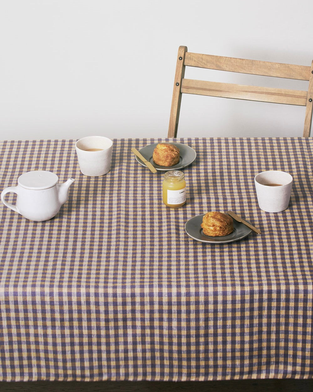 Tablecloth: Phil