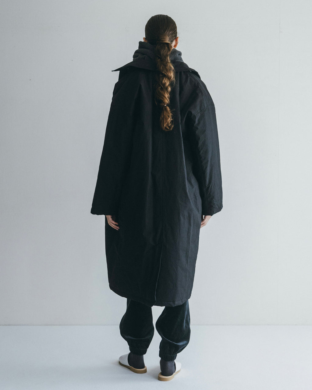 Amar Coat: Black