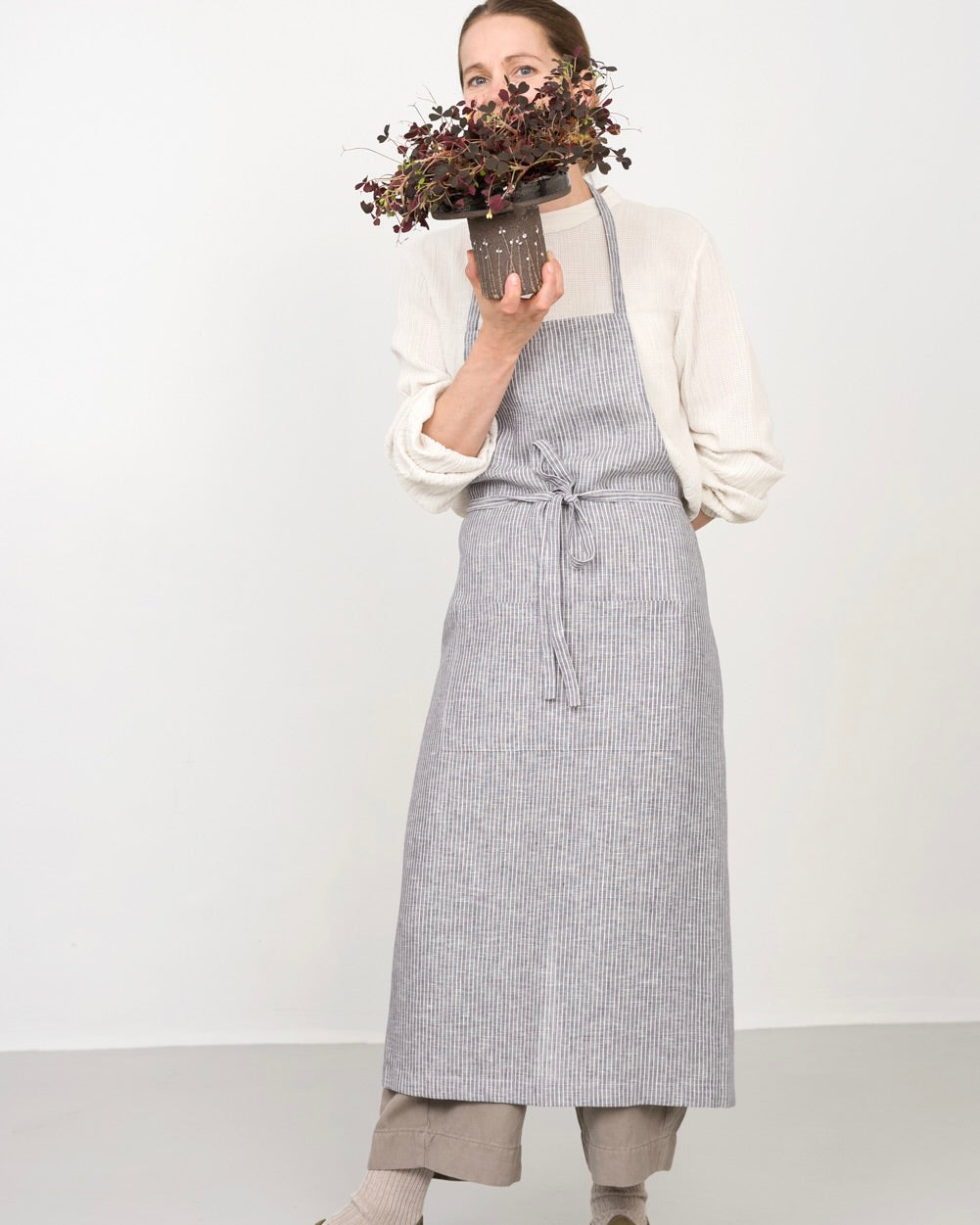 Full Apron: Grey Thin White Stripe Shop Fog Linen Full Apron: Grey Thin White Stripe Shop Fog Linen