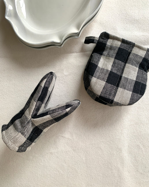 Linen Oven Mitt — Flotsam + Fork