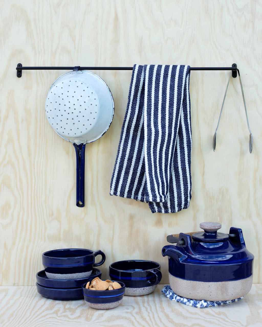 Fog linen towel bar hotsell