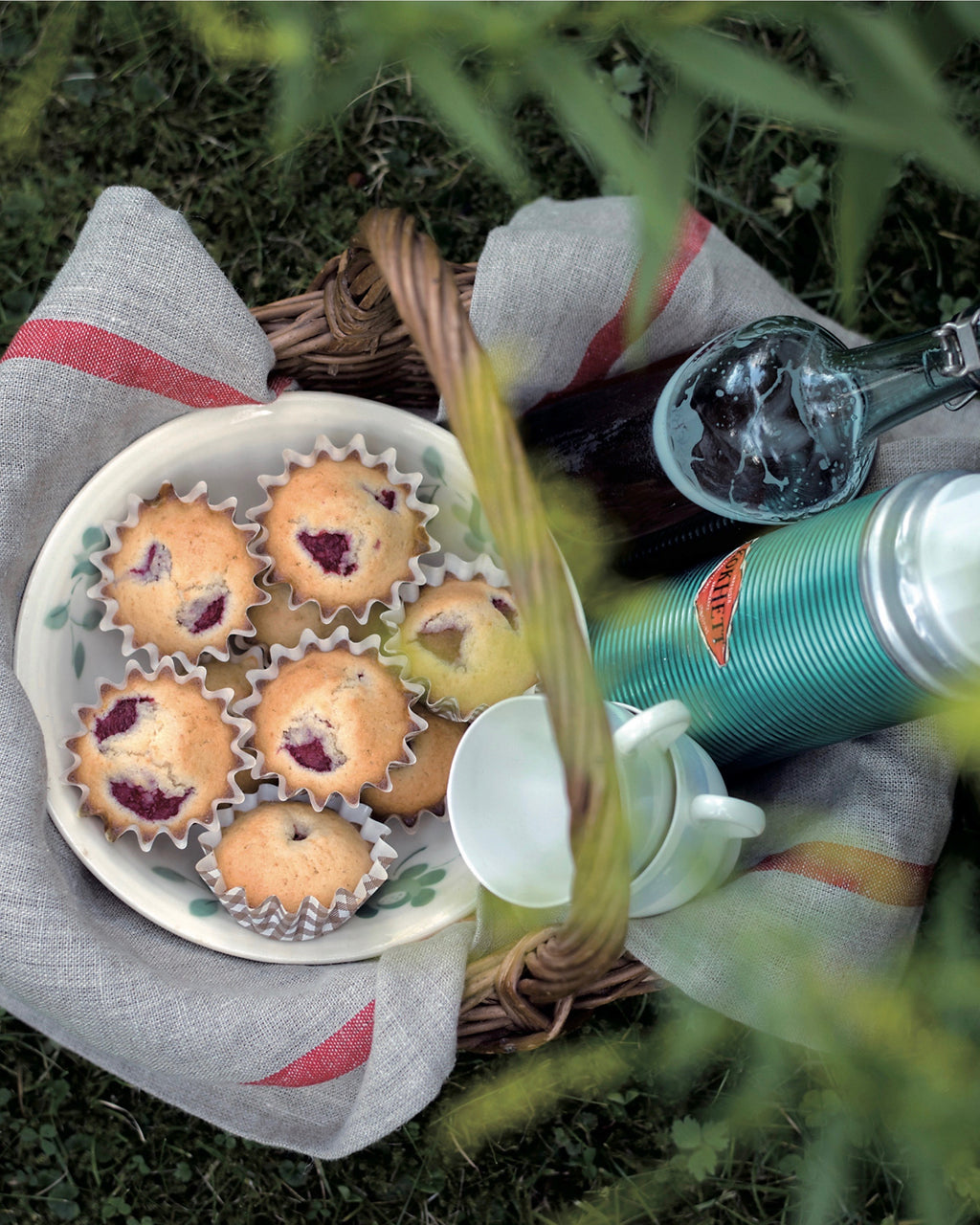 Thick Linen Kitchen Cloth: Natural with Red Stripe